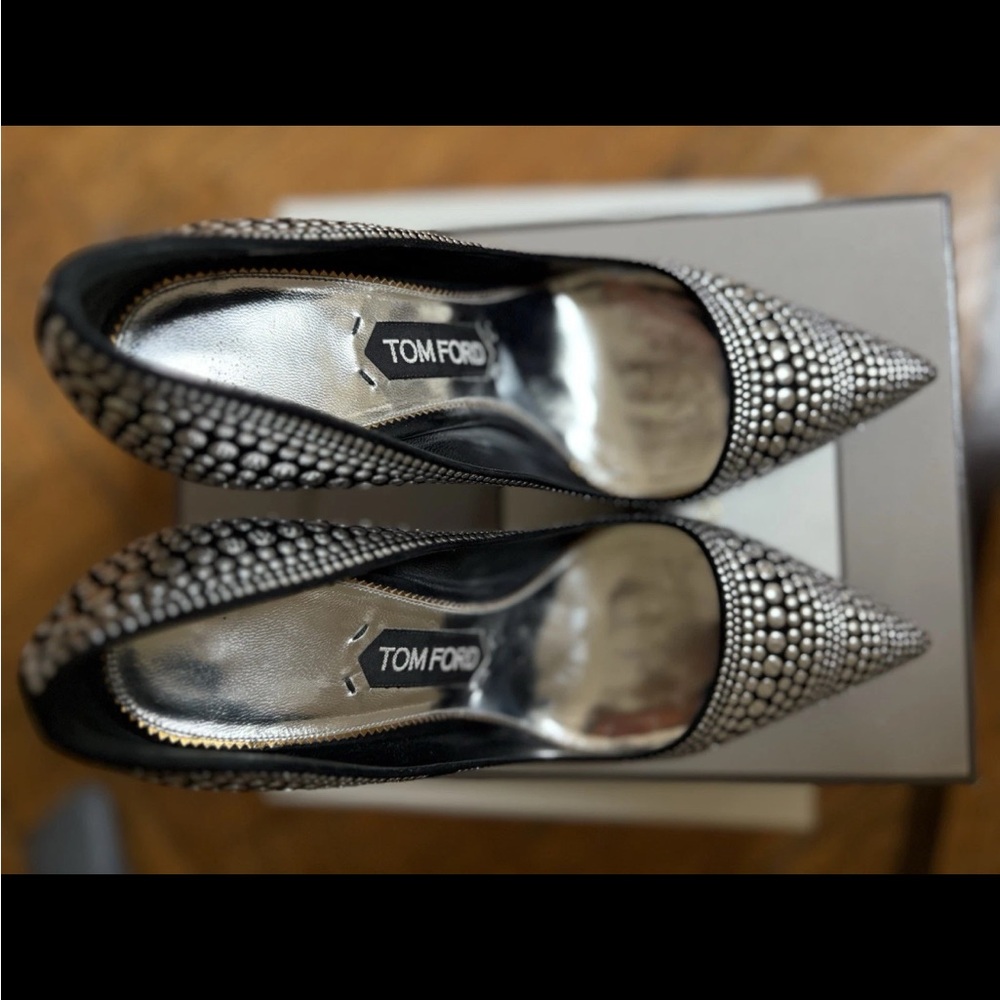 Tom Ford Black Silver Studded Pumps 4.25inch heels sz 38.5 (8 US) - Picture 3 of 7